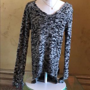 Brandy Melville sweater